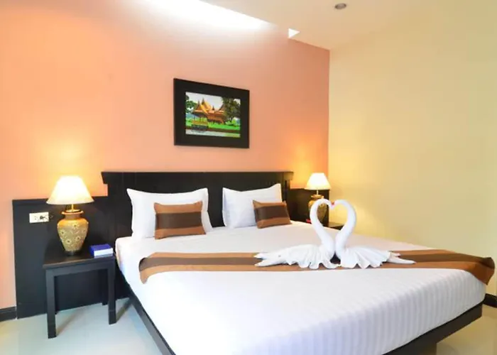 Thong Ta & Hotel 2*