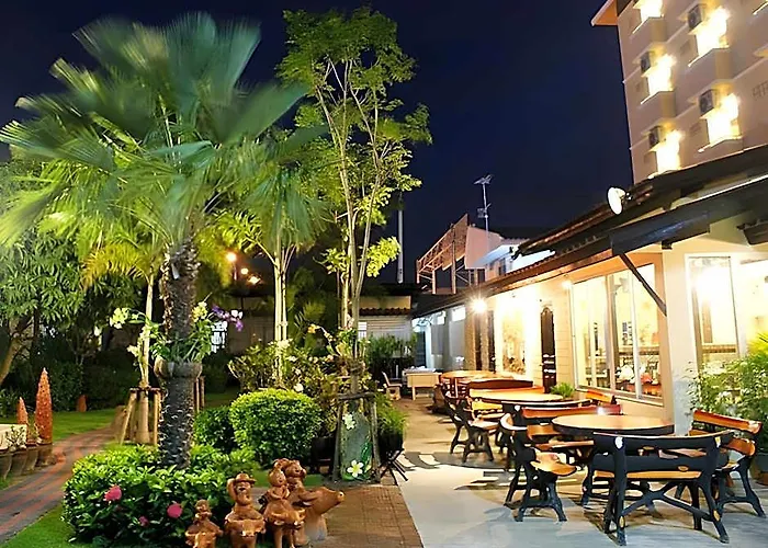 Thong Ta & Hotel 2*