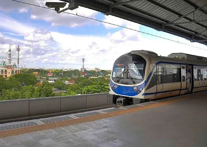 Thong Ta & Bangkok