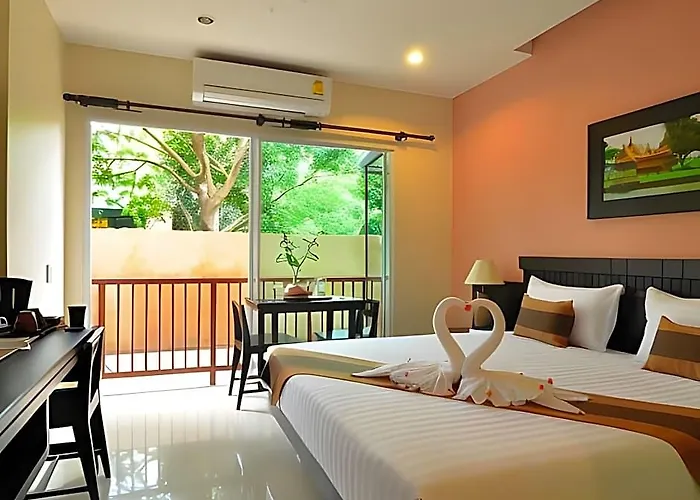 Thong Ta & Hotel 2*