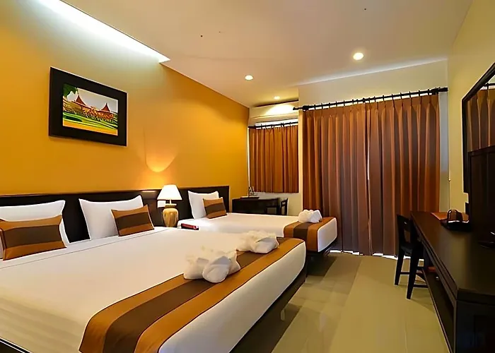 Thong Ta & Hotel 2*
